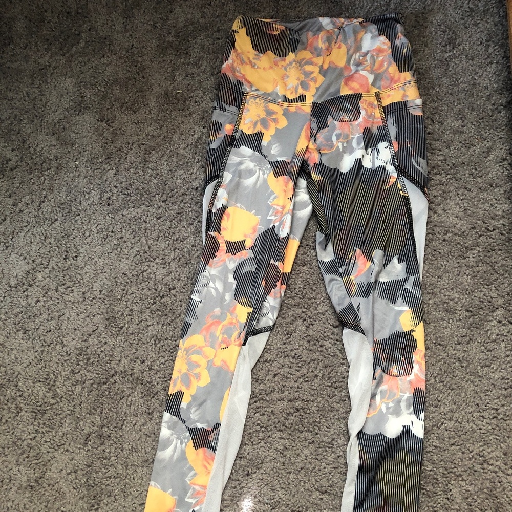 High waisted leggings